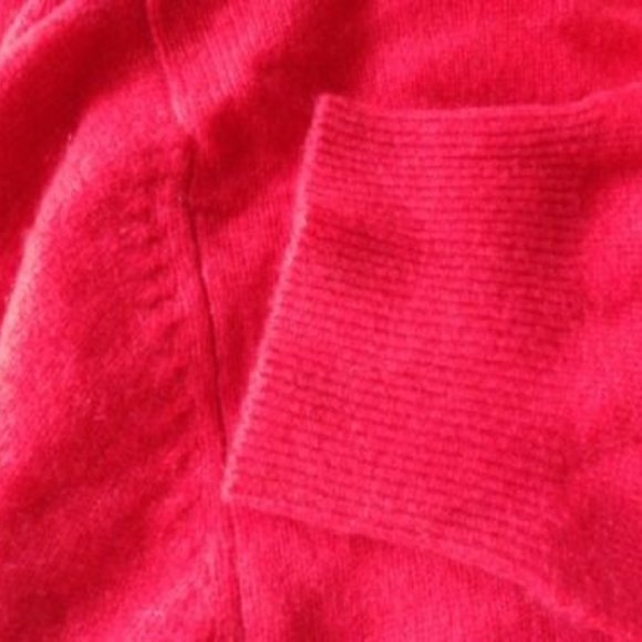 Casual Corner Signature *CHERRY RED Turtleneck Sweater * 100% CASHMERE * L * EUC - Picture 2 of 3